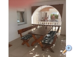 Appartements Delfin - ostrov Vir Kroatien