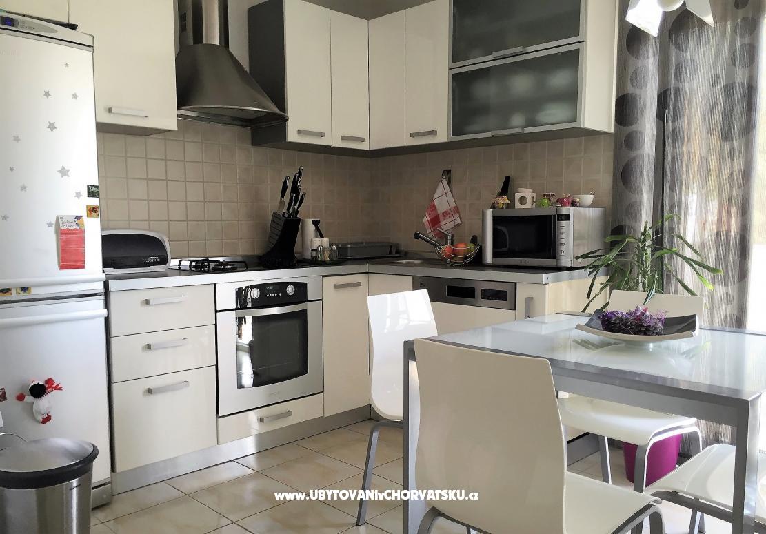 Apartment Ivana – Ferienwohnung Insel Vir, Kroatien – Foto 2
