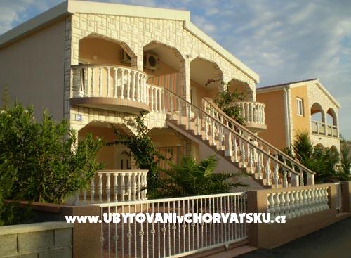 Appartements Bermanec – Ferienwohnung Insel Vir, Kroatien – Foto 1