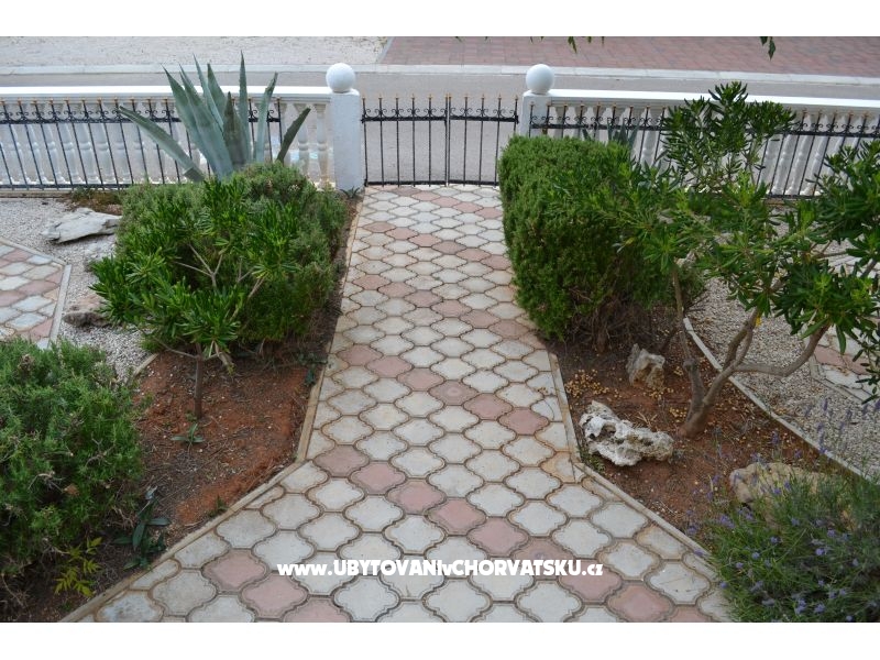 Appartements Čvangić – Ferienwohnung Insel Vir, Kroatien – Foto 2