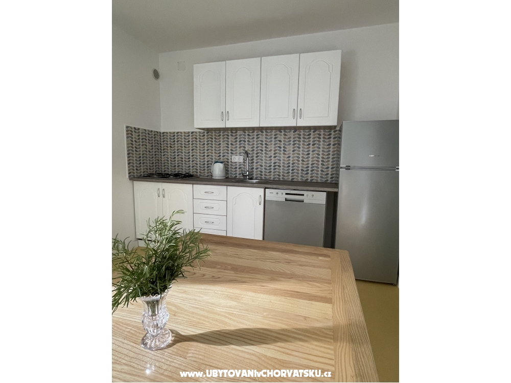 Appartements Dervi - ostrov Vir Croatie