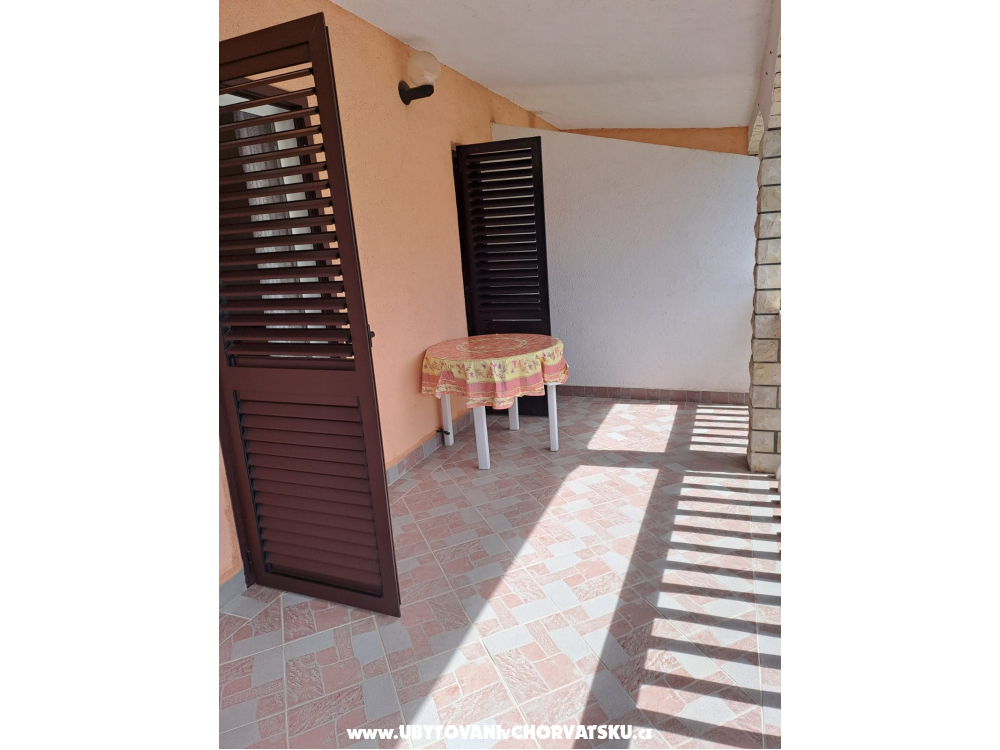 Appartements Katica - ostrov Vir Kroatien