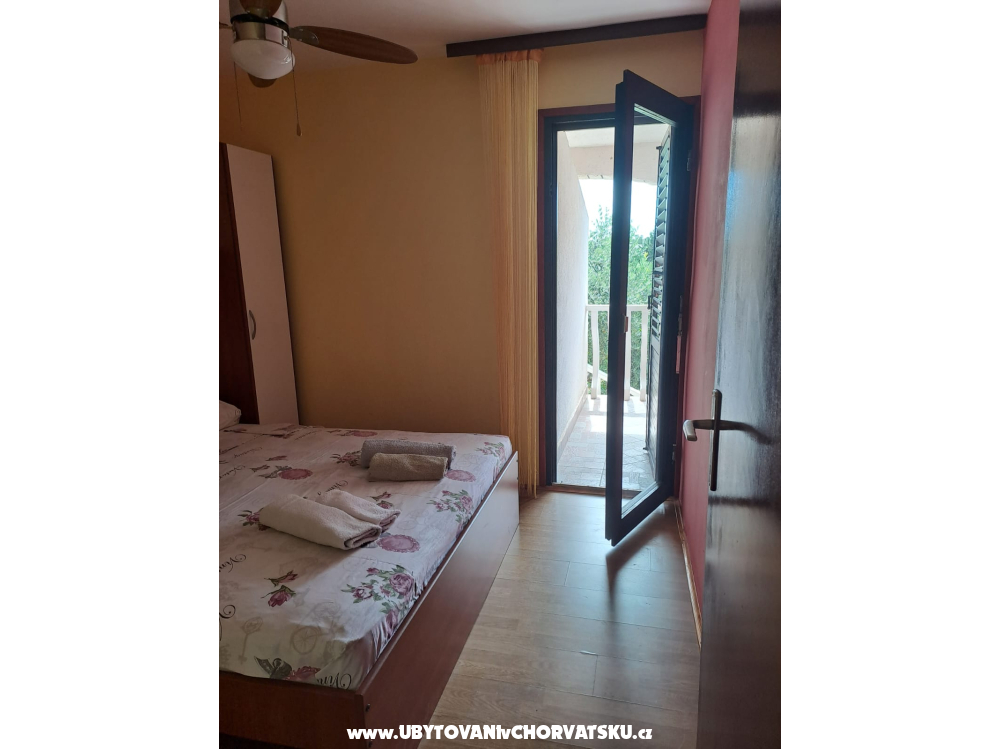 Appartements Katica - ostrov Vir Kroatien