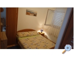 Appartements Peainovi - ostrov Vir Kroatien