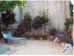 Appartements Peainovi - ostrov Vir Kroatien