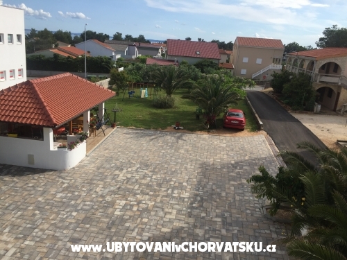 Apartm�ny SARIC A - ostrov Vir Chorvatsko