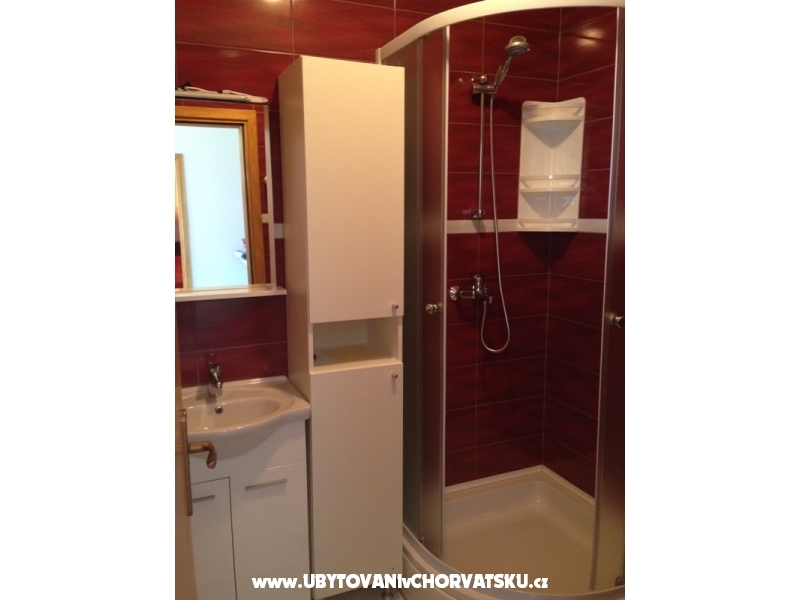 Apartmány SARIC A - ostrov Vir Chorvatsko