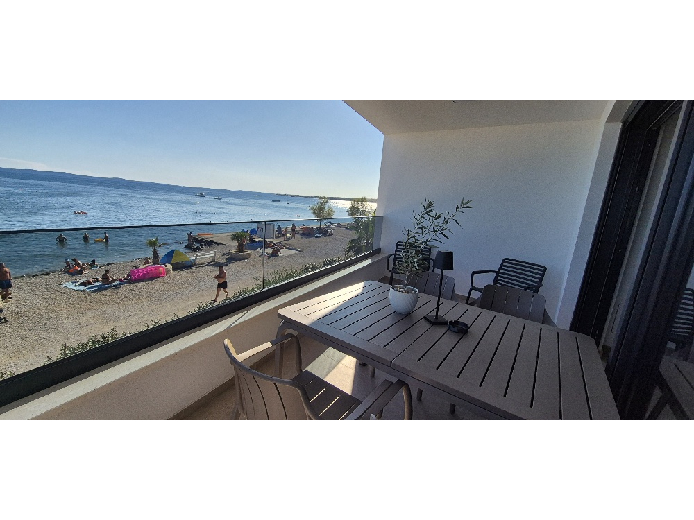 Dinary - ostrov Vir Croatia