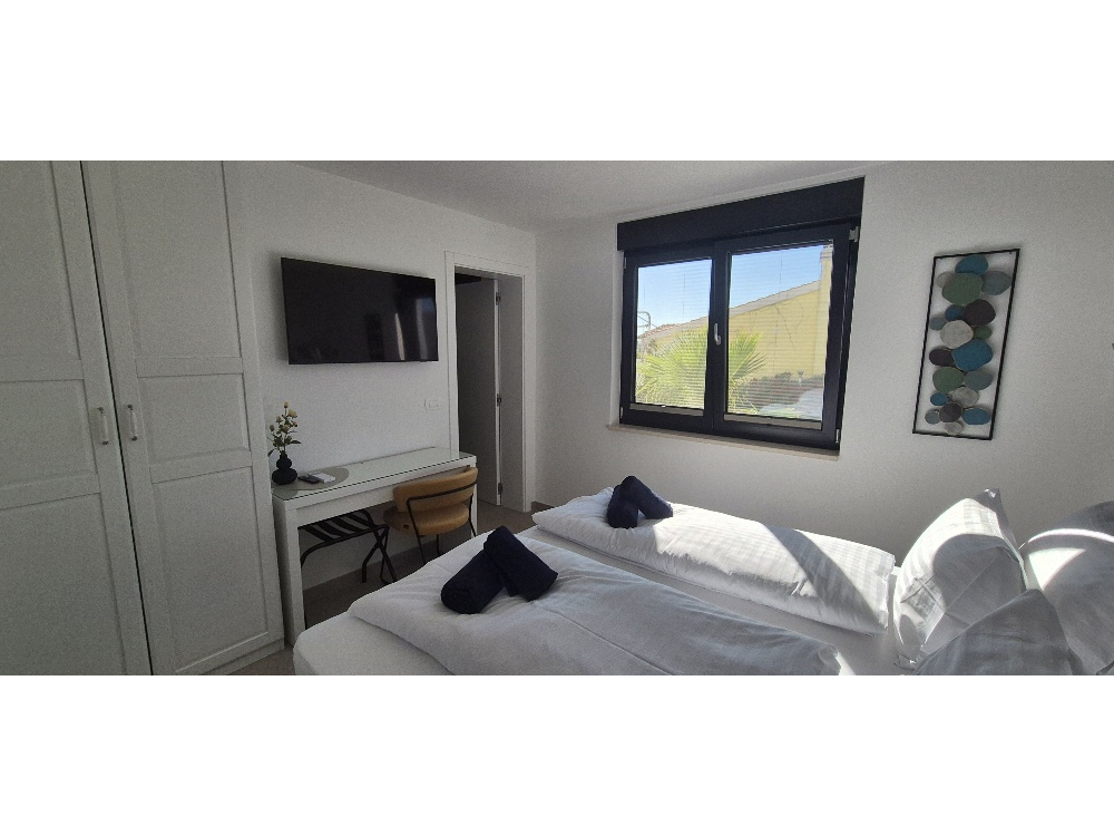 Dinary - ostrov Vir Croatia