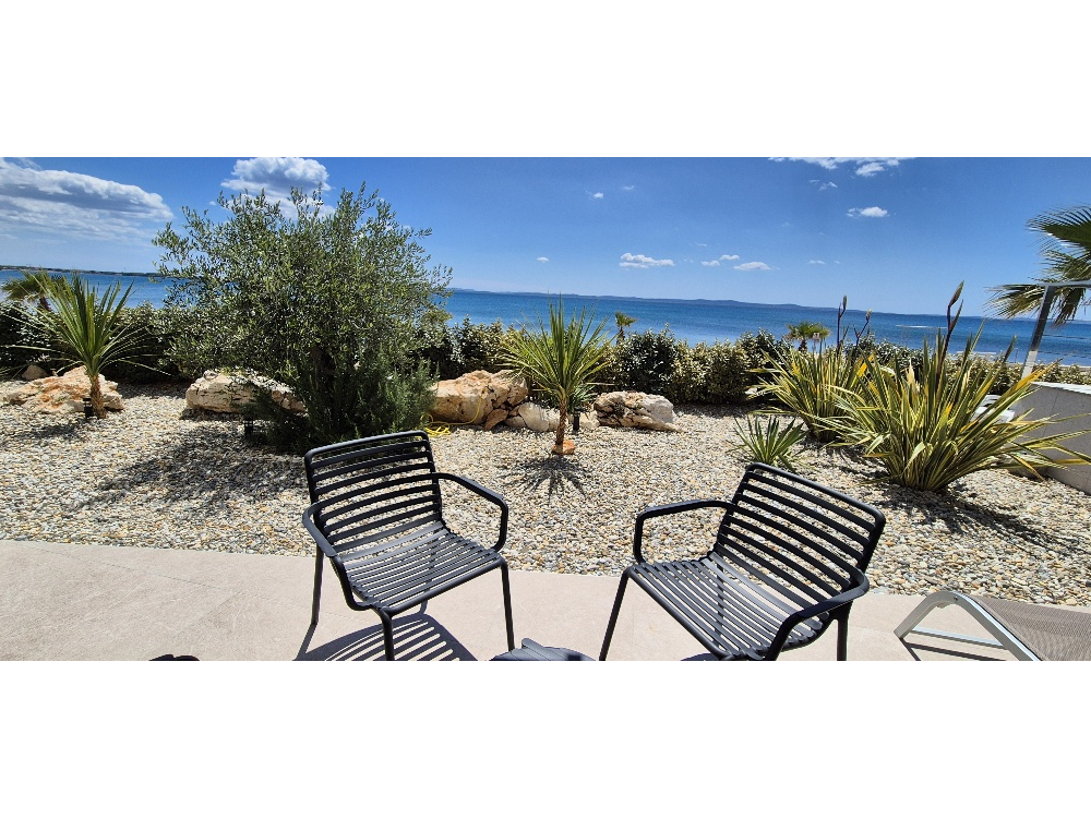 Dinary - ostrov Vir Croatia