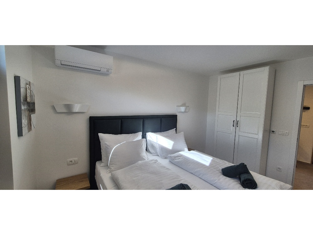 Dinary - ostrov Vir Croatia