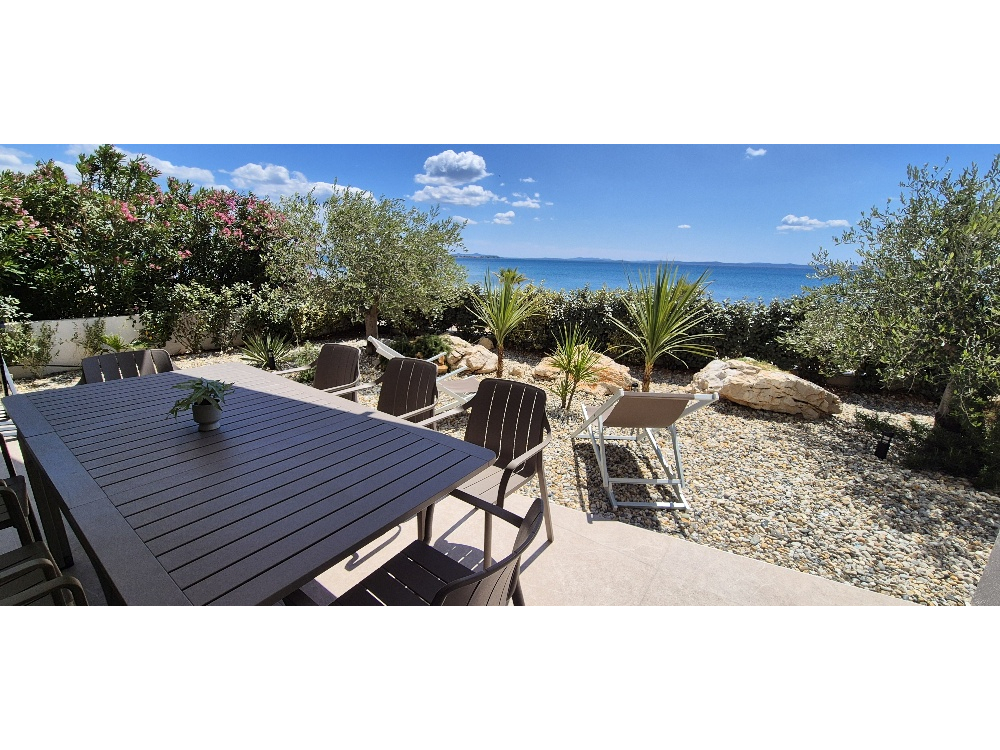 Dinary - ostrov Vir Croatia