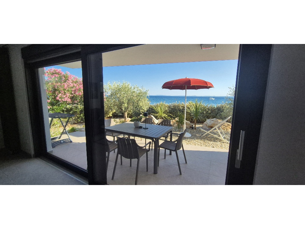 Dinary - ostrov Vir Croatia