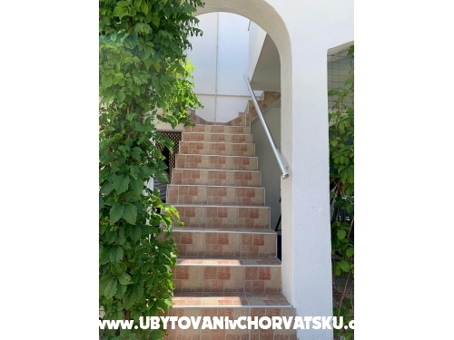 Ivo Nedi Appartements - ostrov Vir Croatie