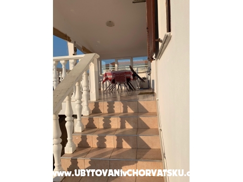 Appartements Karolina - ostrov Vir Croatie