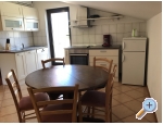 Appartements Liveric - ostrov Vir Kroatien
