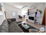Appartements-MGM Vir - ostrov Vir Kroatien