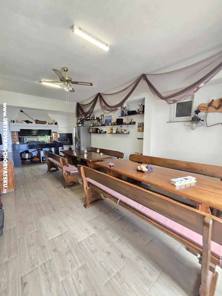 Appartements-MGM Vir - ostrov Vir Kroatien