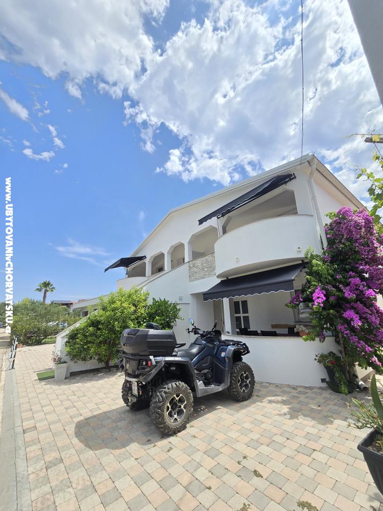 Appartements-MGM Vir - ostrov Vir Kroatien