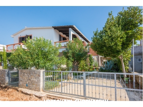 Manda Appartements - ostrov Vir Croatie