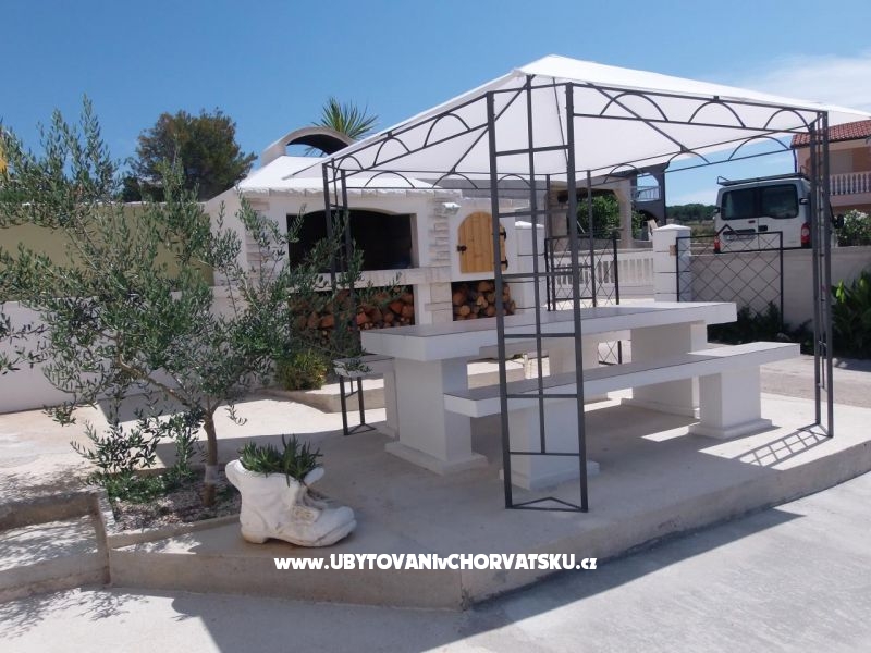 Ilona Maria Budija – Ferienwohnung Insel Vir, Kroatien – Foto 11