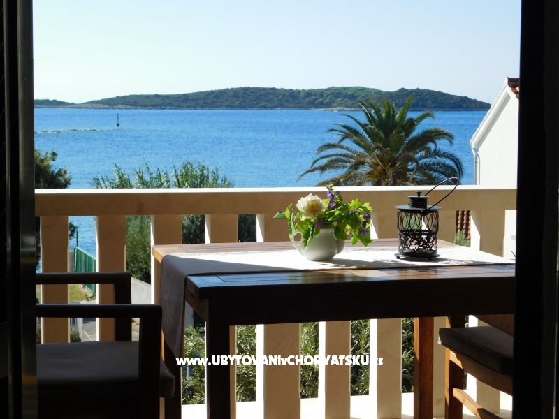 Vis - Apartmány Utrobicic – ubytování ostrov Vis, Chorvatsko – foto 1