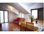 Apartmaji Tribunj-Biserka - Vodice Hrvaka