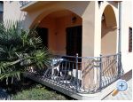 Apartmaji Tribunj-Biserka - Vodice Hrvaka