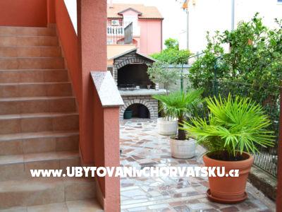 Appartements Barbič – Ferienwohnung Vodice, Kroatien – Foto 2