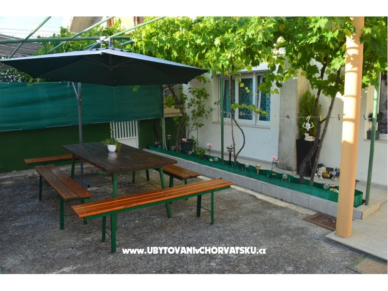 Apartment Garden – Ferienwohnung Vodice, Kroatien – Foto 3