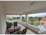 Apartmaji Bilu - Vodice Hrvaka