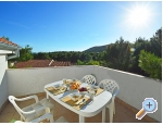 Apartmaji Bruno - Vodice Hrvaka