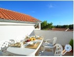 Appartements Bruno - Vodice Kroatien