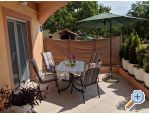 Apartmaji osi - Vodice Hrvaka