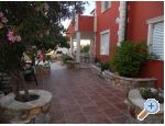 Apartmaji Dea&amp;Paula - Vodice Hrvaka