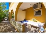 Appartements Dima - Vodice Kroatien
