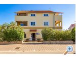 Apartmaji Dima - Vodice Hrvaka