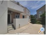 Appartements Ema i Roza - Vodice Kroatien