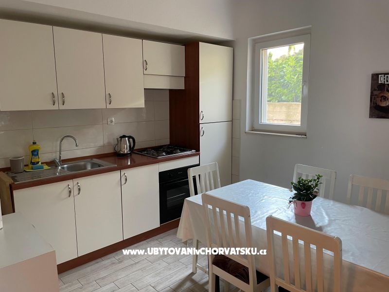Appartements Ergić Bozena – Ferienwohnung Vodice, Kroatien – Foto 5