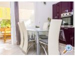 Apartmaji Ines - Vodice Hrvaka