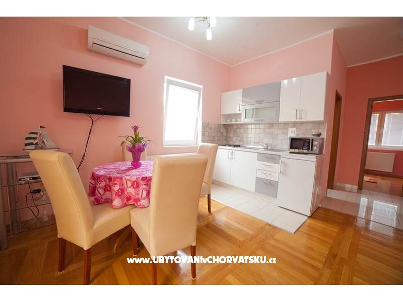 Appartements Iris – Ferienwohnung Vodice, Kroatien – Foto 11