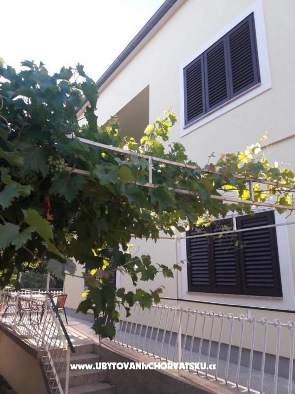 Appartements Iva Vodice – Ferienwohnung Vodice, Kroatien – Foto 1