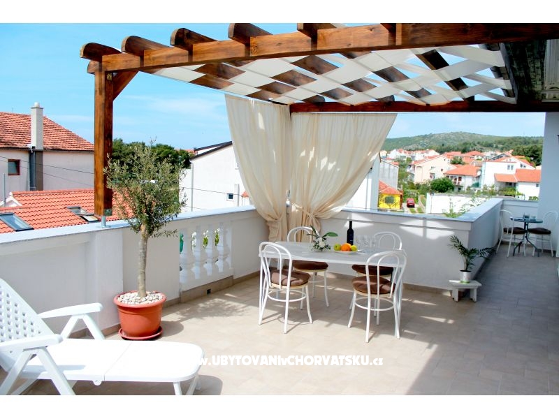 Appartements Juricev 100m to the beach – Ferienwohnung Vodice, Kroatien – Foto 10