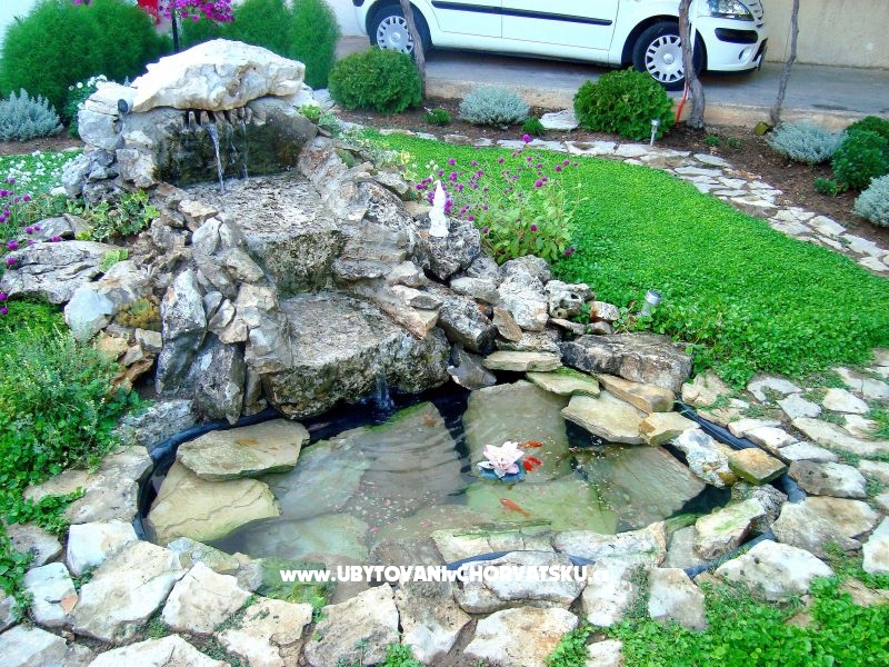 Appartements Juricev 100m to the beach – Ferienwohnung Vodice, Kroatien – Foto 6