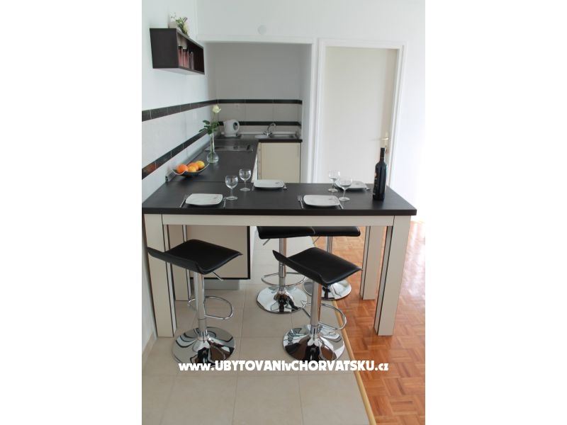 Appartements Juricev 100m to the beach – Ferienwohnung Vodice, Kroatien – Foto 8