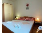 Apartmaji Kroelj - Vodice Hrvaka