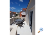 Apartmaji Lucija Vodice - Vodice Hrvaka