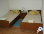 Apartmaji Lucija Vodice - Vodice Hrvaka