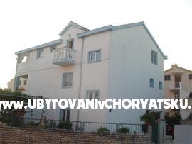 Appartements Lucija – Ferienwohnung Vodice, Kroatien – Foto 1