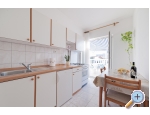 Apartmaji Male - Vodice Hrvaka